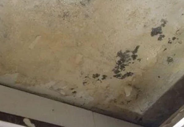 荔湾阳台漏水维修公司分享下荔湾卫生间渗水维修需要注意哪些问题。
